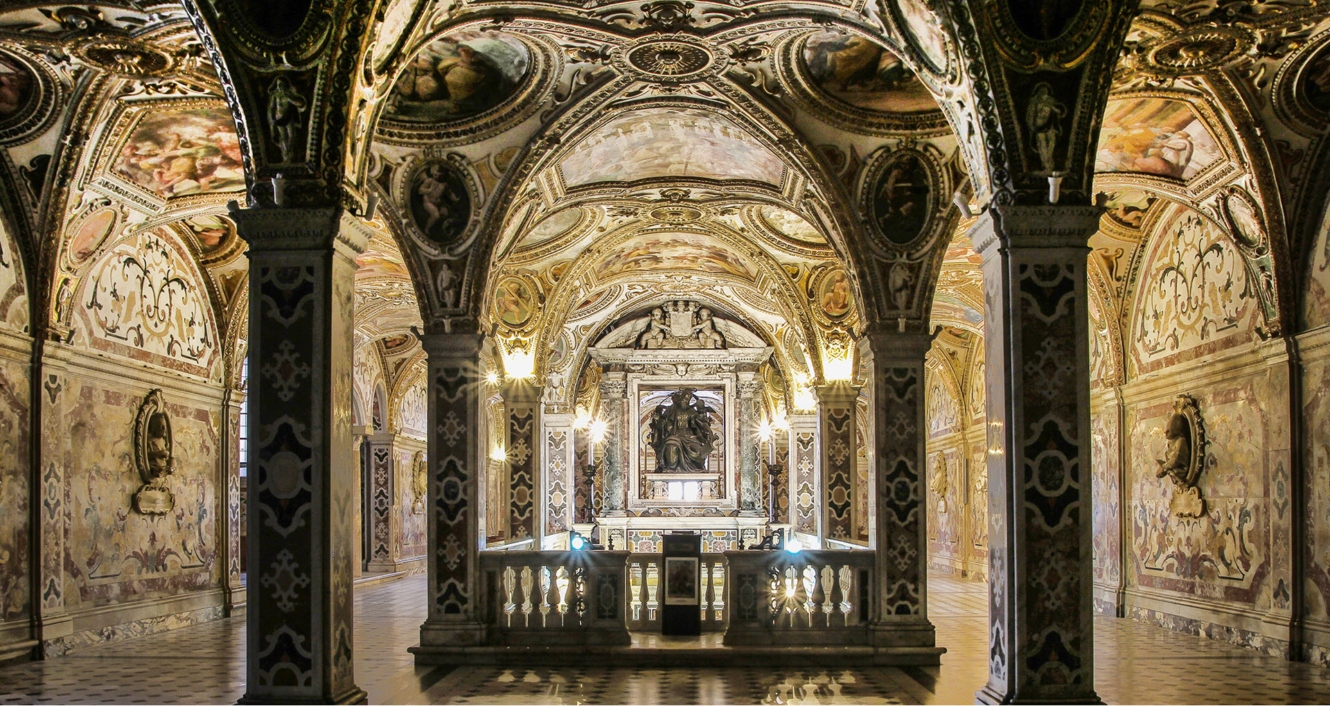 
  
    
      
      
          
Cripta Duomo Salerno

    
  
          
