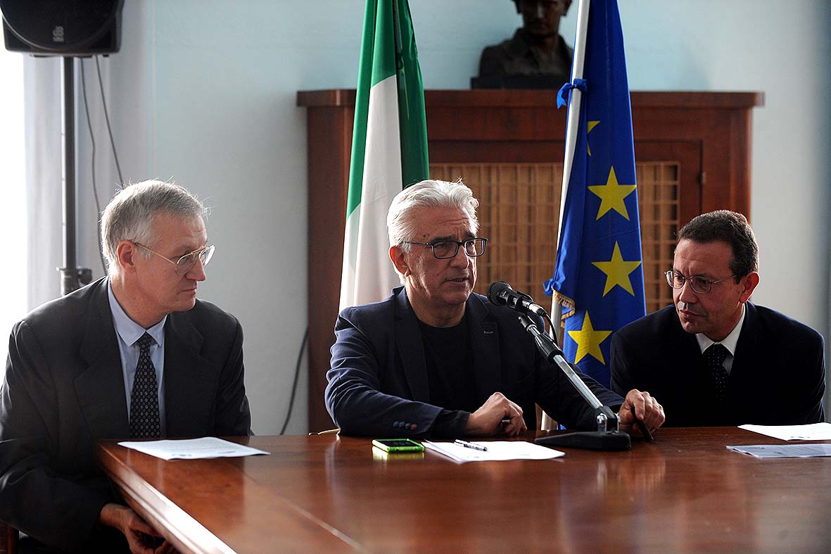   Lo sviluppo delle nuove reti ultrabroadband nella citta' di Salerno
