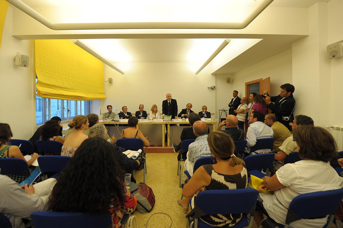   Il Sindaco Vincenzo De Luca al convegno Le citta nuove, visioni di architettura contemporanea
