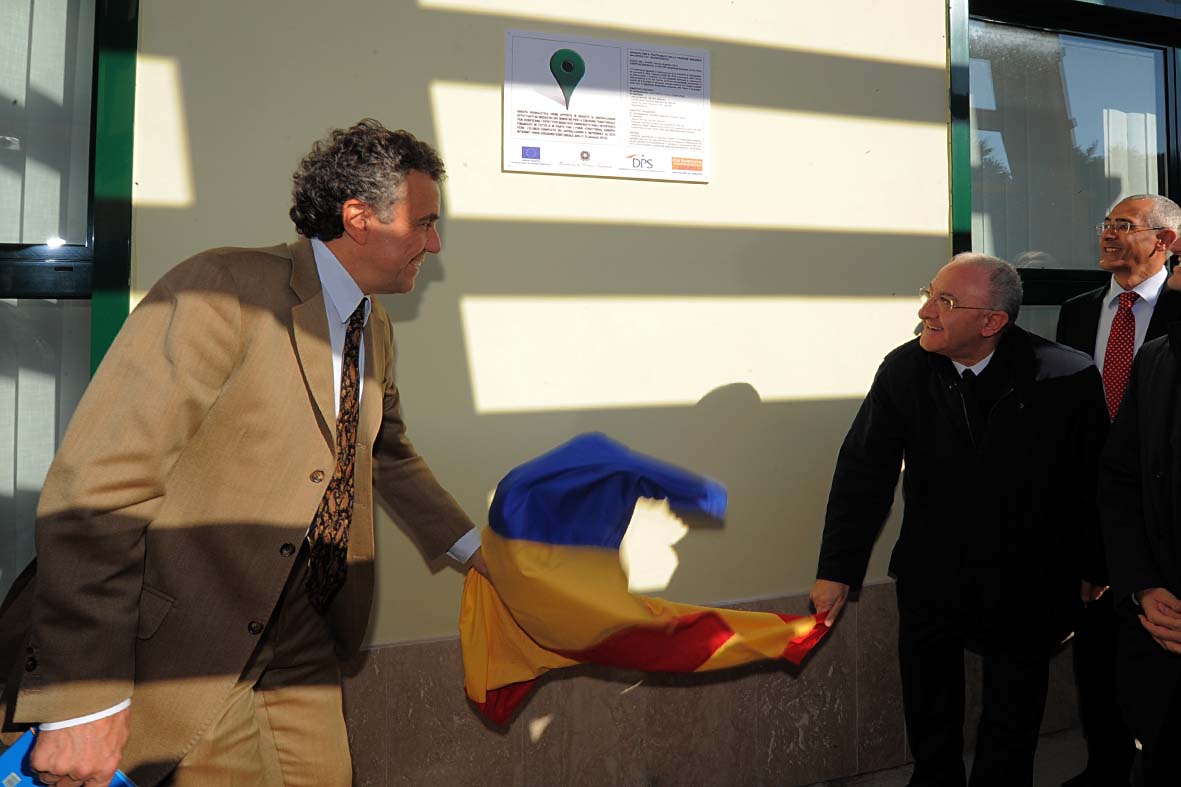   Impianto di compostaggio premiato dall'Unione europea. Visita del Ministro Barca. Salerno, 3 gennaio 2013
