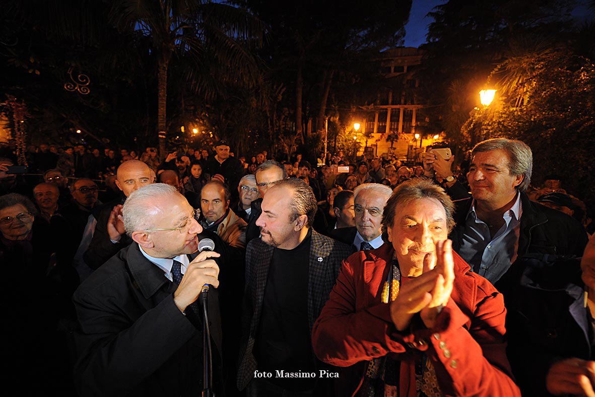   Luci d'Artista 2014 - L'Aurora Boreale. Sole, fiabe, nevi
