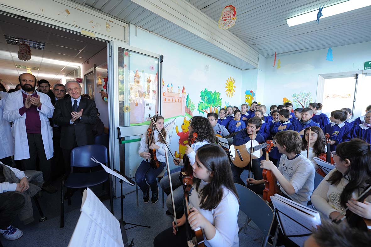   Il Sindaco De Luca alla manifestazione musicale I Bambini per i Bambini
