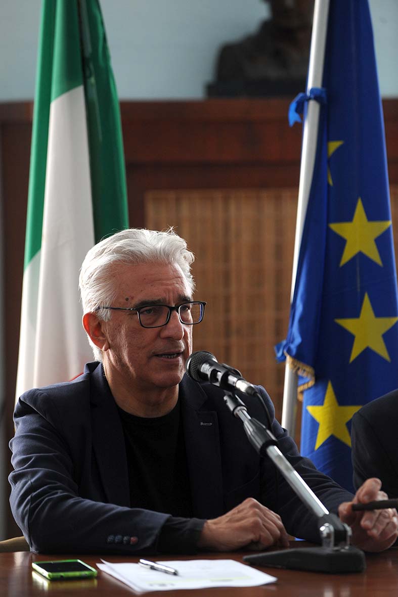   Lo sviluppo delle nuove reti ultrabroadband nella citta' di Salerno
