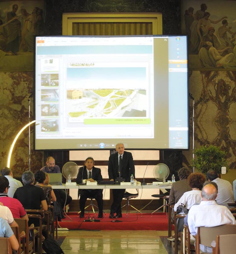   "Archintour", workshop sulla trasformazione del fronte del mare. Salerno, 7 Luglio 2012.
