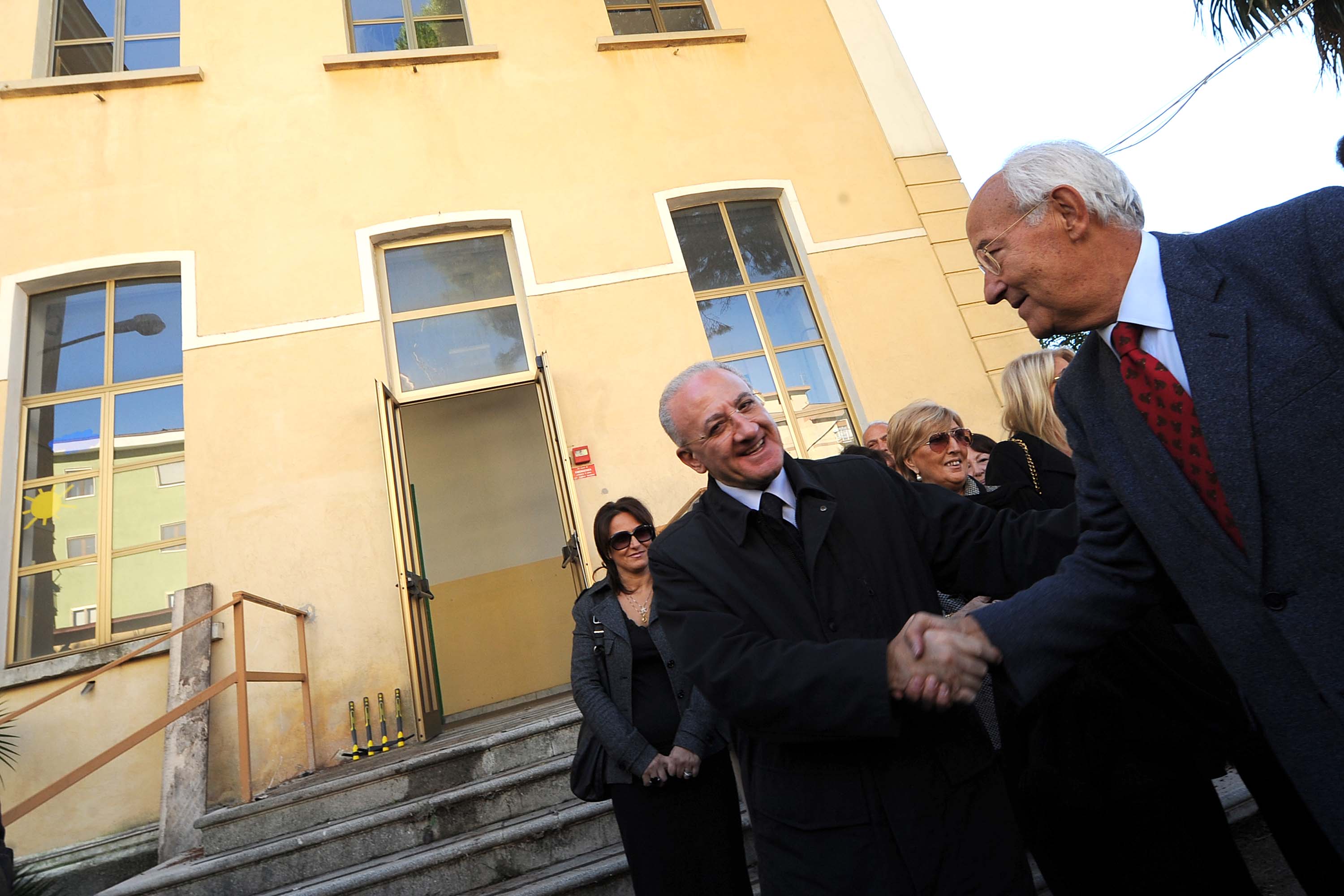   Al via i lavori per la realizzazione del Centro di cura dei bambini autistici. Salerno, 8 novembre 2012
