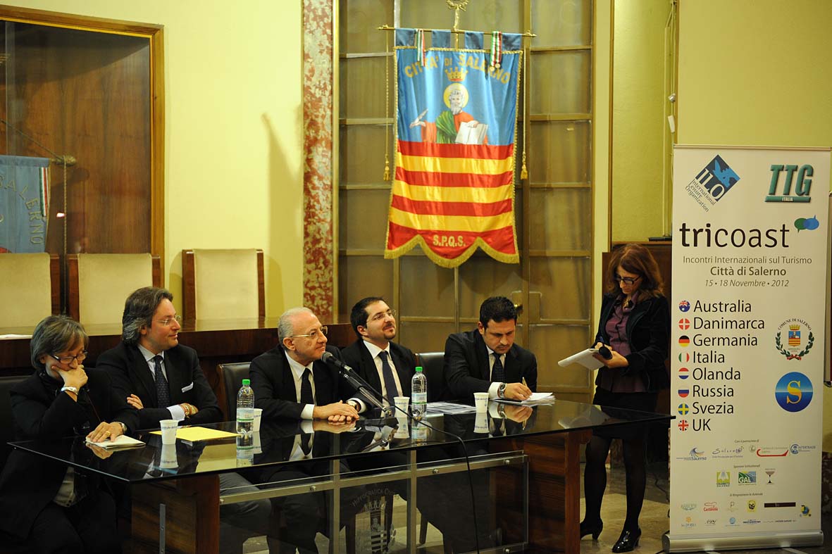  Il Sindaco De Luca incontra buyers internazionali. Salerno, 16 novembre 2012
