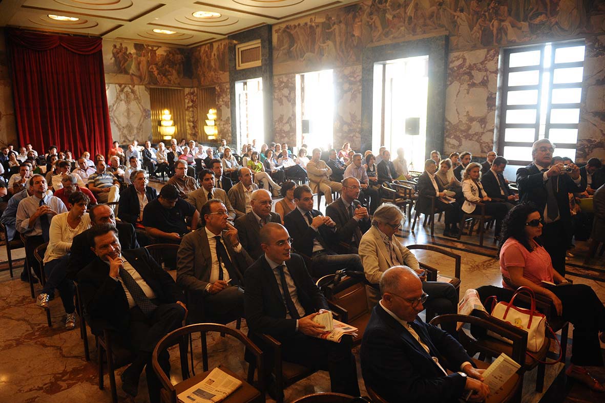   Convegno "Riflessioni in tema di antiriciclaggio e reati economici. Le novita' in fieri"

