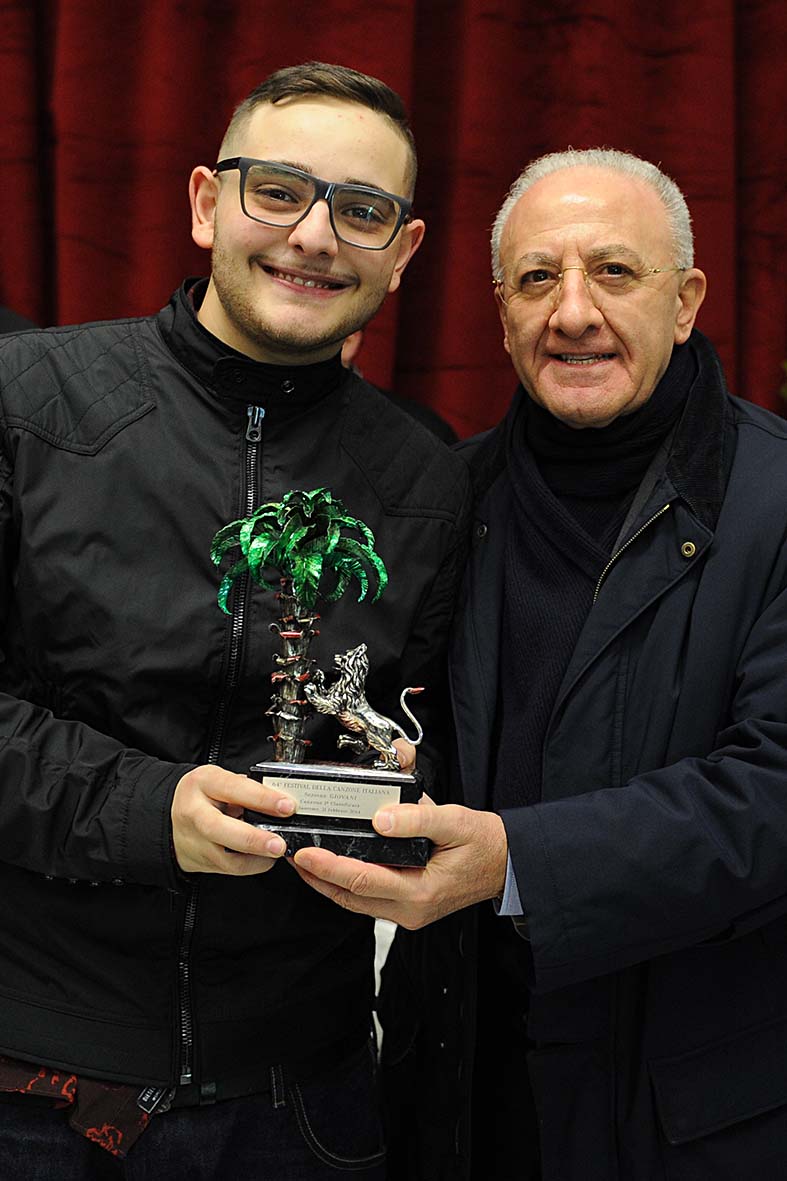   Grazie a Rocco Hunt
