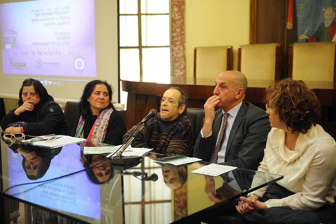   -Se vuoi la bicicletta pedala! Sogno una vita indipendente-Campagna di comunicazione per i diritti delle persone con disabilita'
