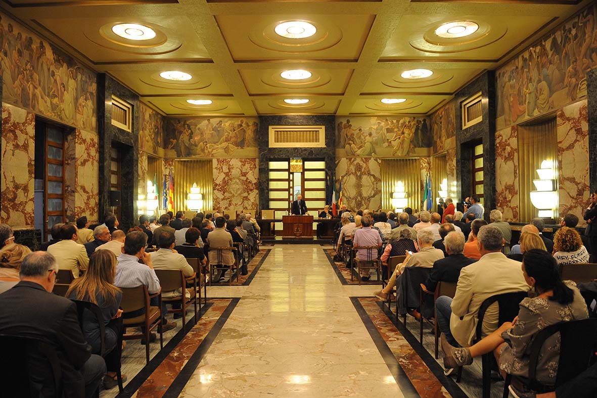   La presentazione del libro ?Carte segrete. Roma, l?Italia e il PD tra politica e vita? di Goffredo Bettini
