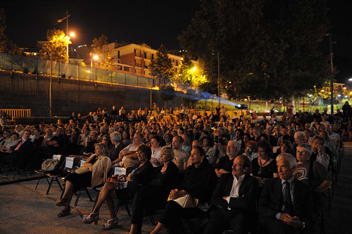   Al Teatro Ghirelli una serata dedicata a Franca Rame  
