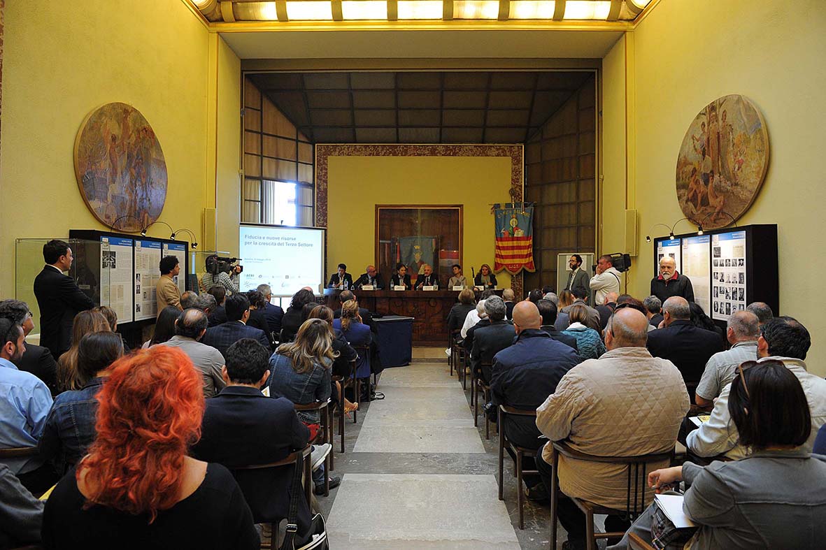   A Salerno la prima tappa del manifesto "Fiducia e nuove risorse per la crescita del Terzo Settore"
