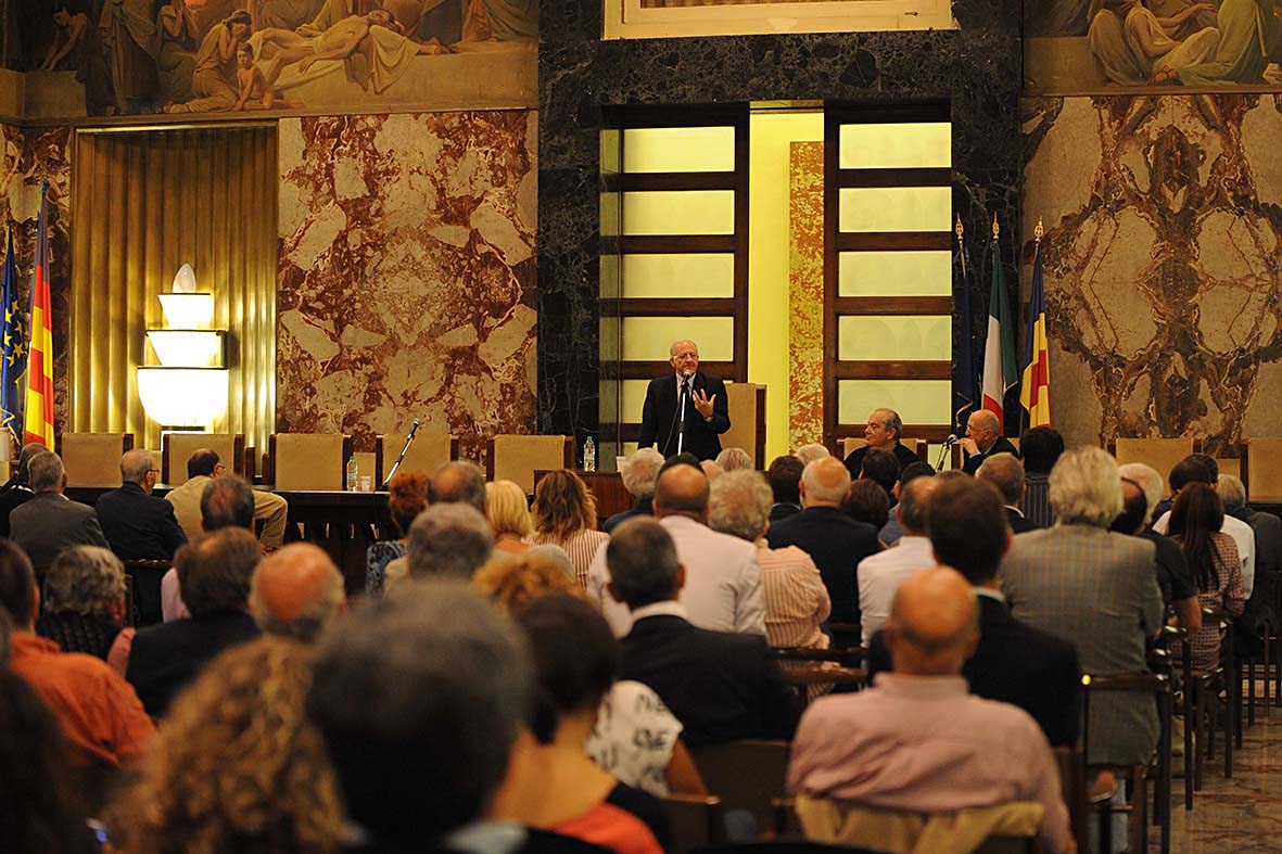   La presentazione del libro ?Carte segrete. Roma, l?Italia e il PD tra politica e vita? di Goffredo Bettini
