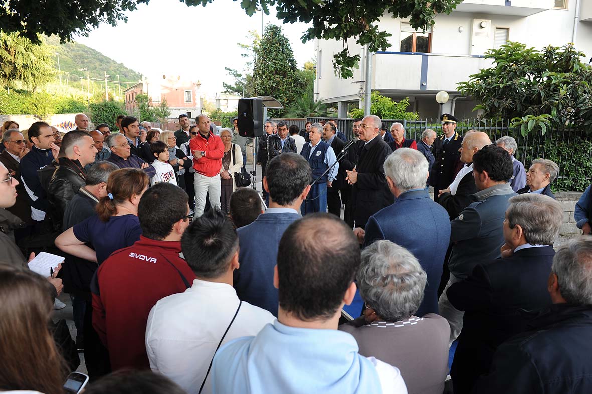   Taglio del nastro per la rotatoria Marchiafava-Premuda-Romero
