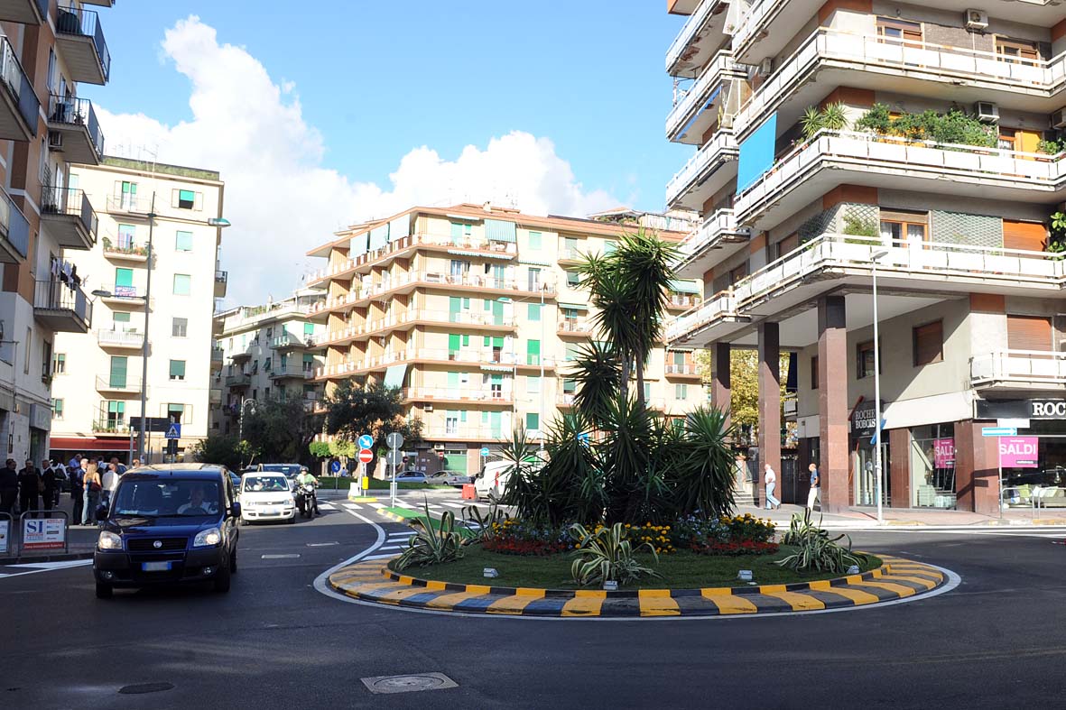   Inaugurata la nuova rotatoria in via Irno-via Baratta
