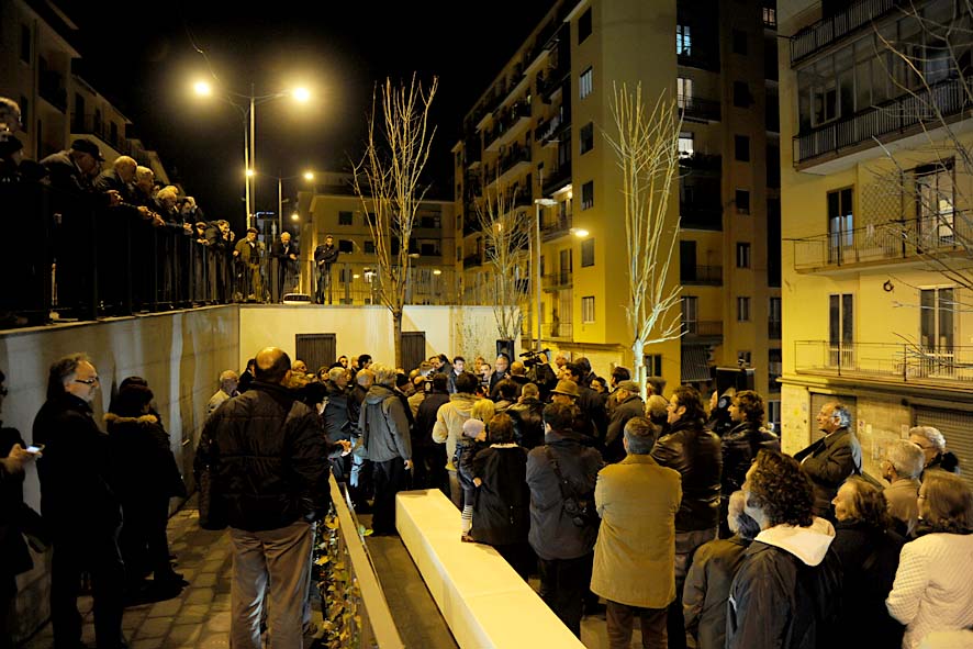   Inaugurazione nuovo arredo urbano e pubblica illuminazione in via Lanzalone - 9 dicembre 2011
