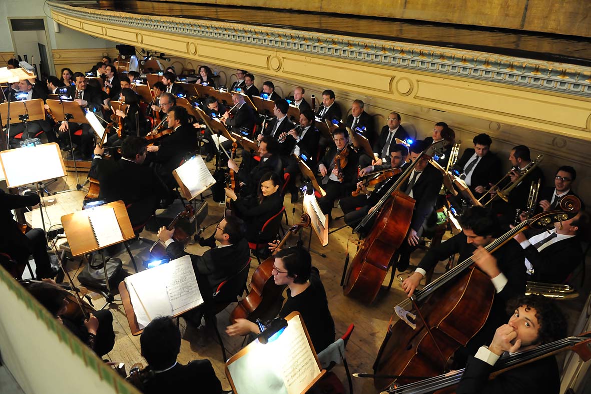  La Traviata ha inaugurato la stagione lirica del Teatro Municipale Giuseppe Verdi di Salerno
