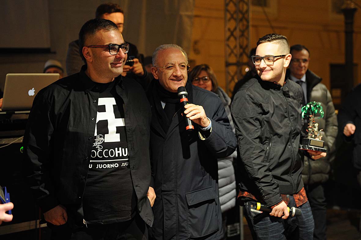   Grazie a Rocco Hunt
