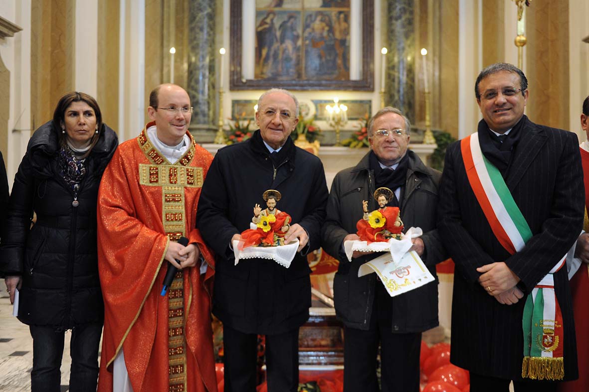   Al Sindaco di Salerno Vincenzo De Luca il premio Cuore d'aliante
