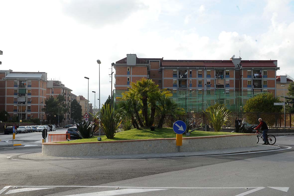   Taglio del nastro per la rotatoria Marchiafava-Premuda-Romero
