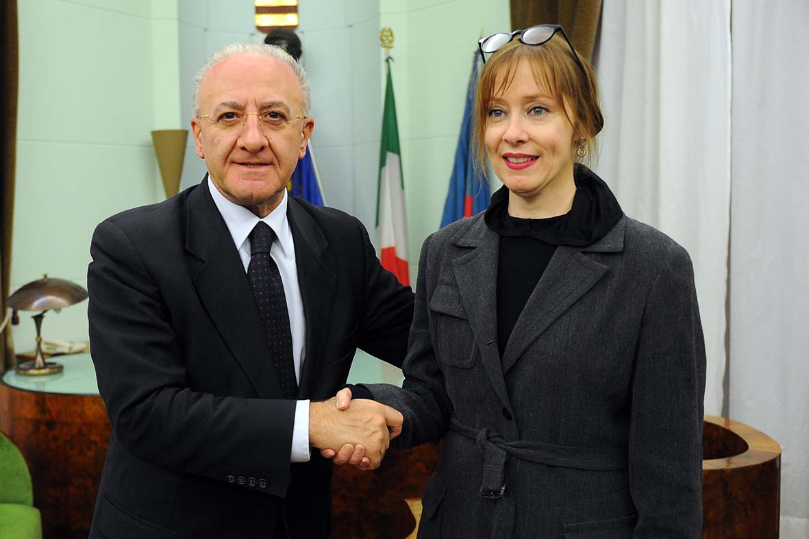   Suzanne Vega incontra il Sindaco De Luca a Palazzo di Citt?
