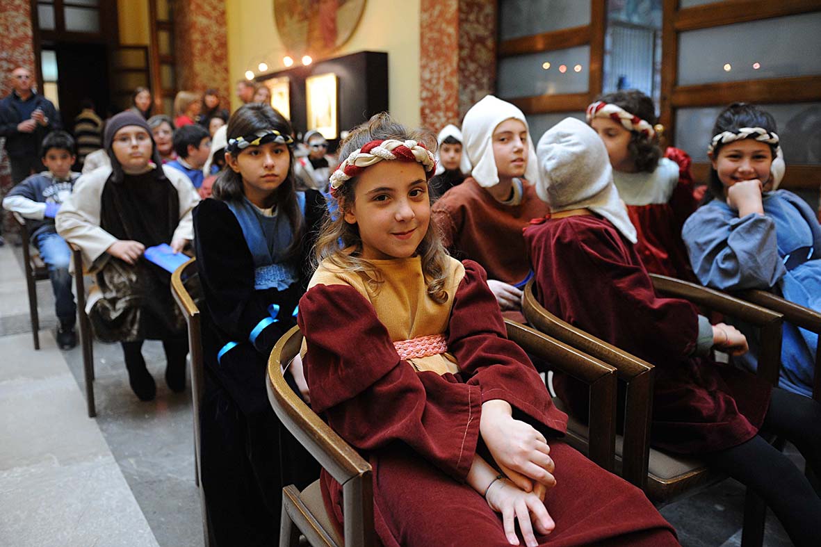   Fiera del Crocifisso Ritrovato 2013 - "Vivere il Medioevo" nel centro storico di Salerno 
