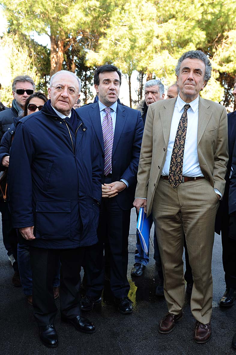   Impianto di compostaggio premiato dall'Unione europea. Visita del Ministro Barca. Salerno, 3 gennaio 2013
