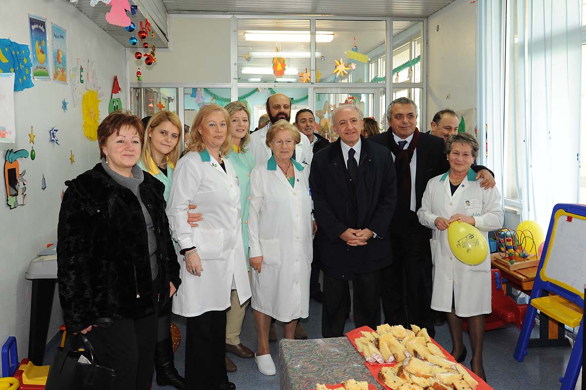   Il Sindaco De Luca visita il reparto di Pediatria dell'Ospedale San Giovanni di Dio e Ruggi d?Aragona
