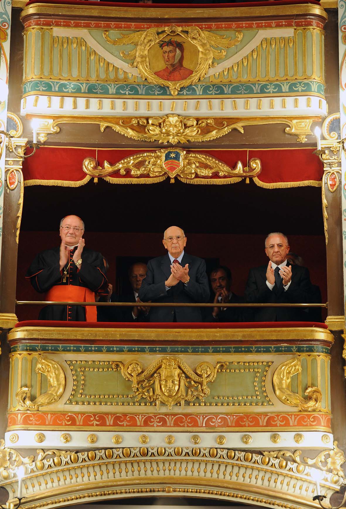   SALERNO saluta il Presidente della Repubblica GIORGIO NAPOLITANO. Teatro Municipale Giuseppe Verdi, martedi' 14 settembre 2010
