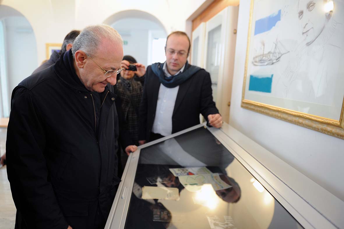   Presentazione del "Fondo Librario donazione Marco Amendolara". Salerno, 25 Gennaio 2012.
