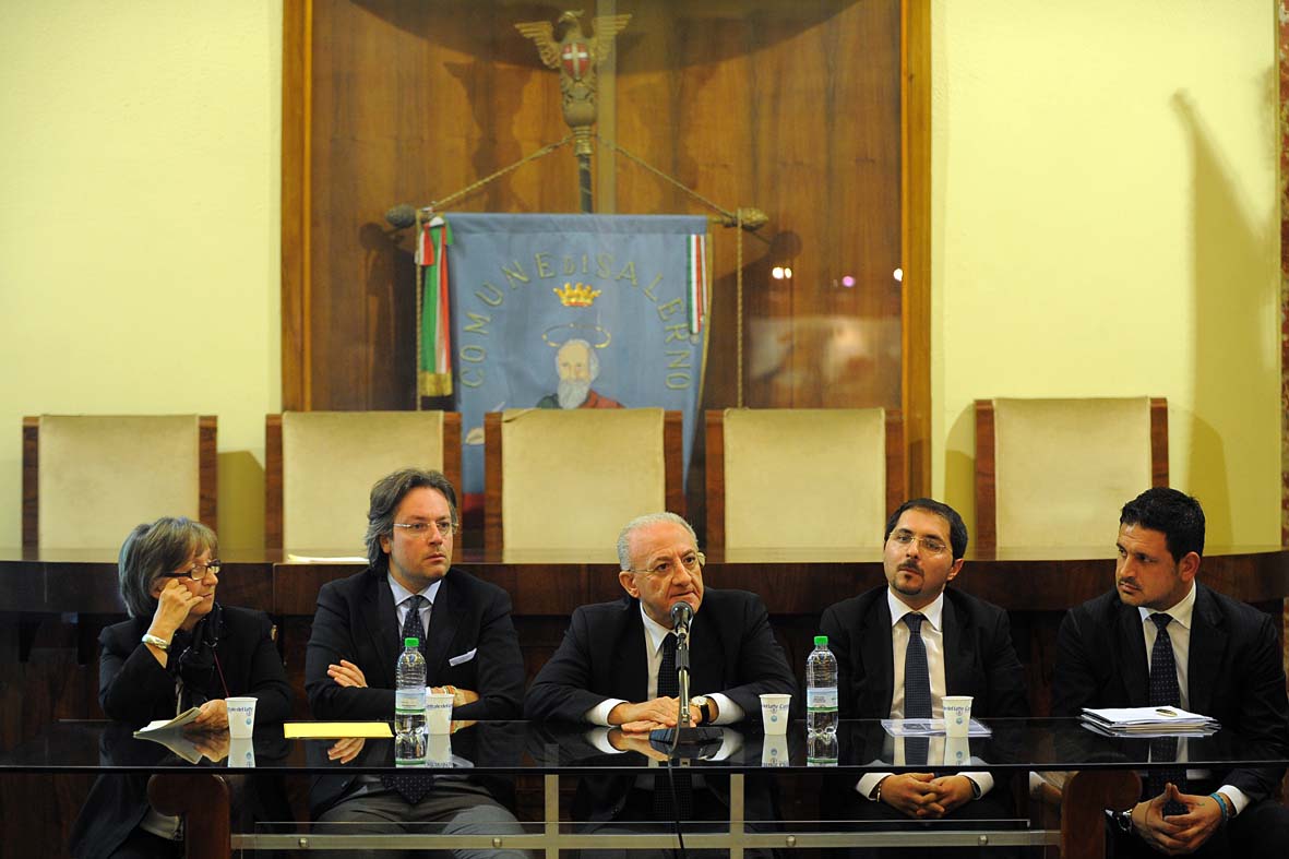   Il Sindaco De Luca incontra buyers internazionali. Salerno, 16 novembre 2012
