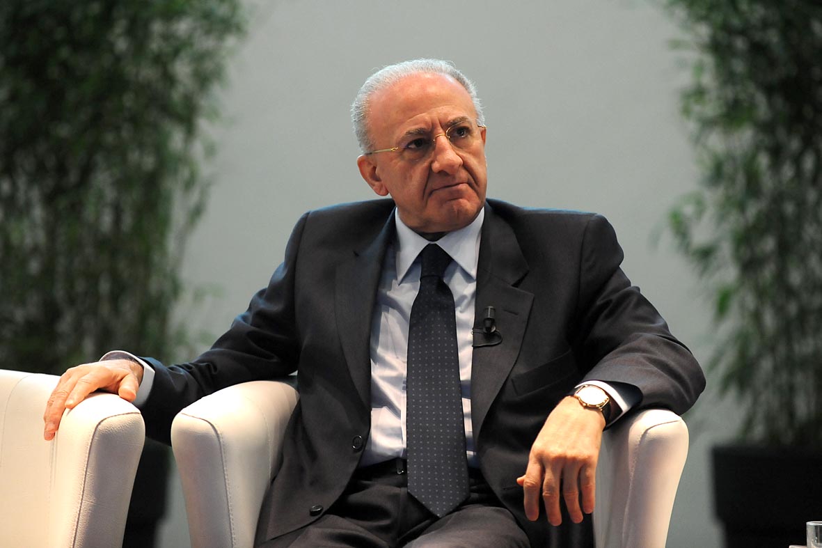   Il Sindaco V. De Luca alla presentazione del Rapporto Civita 
