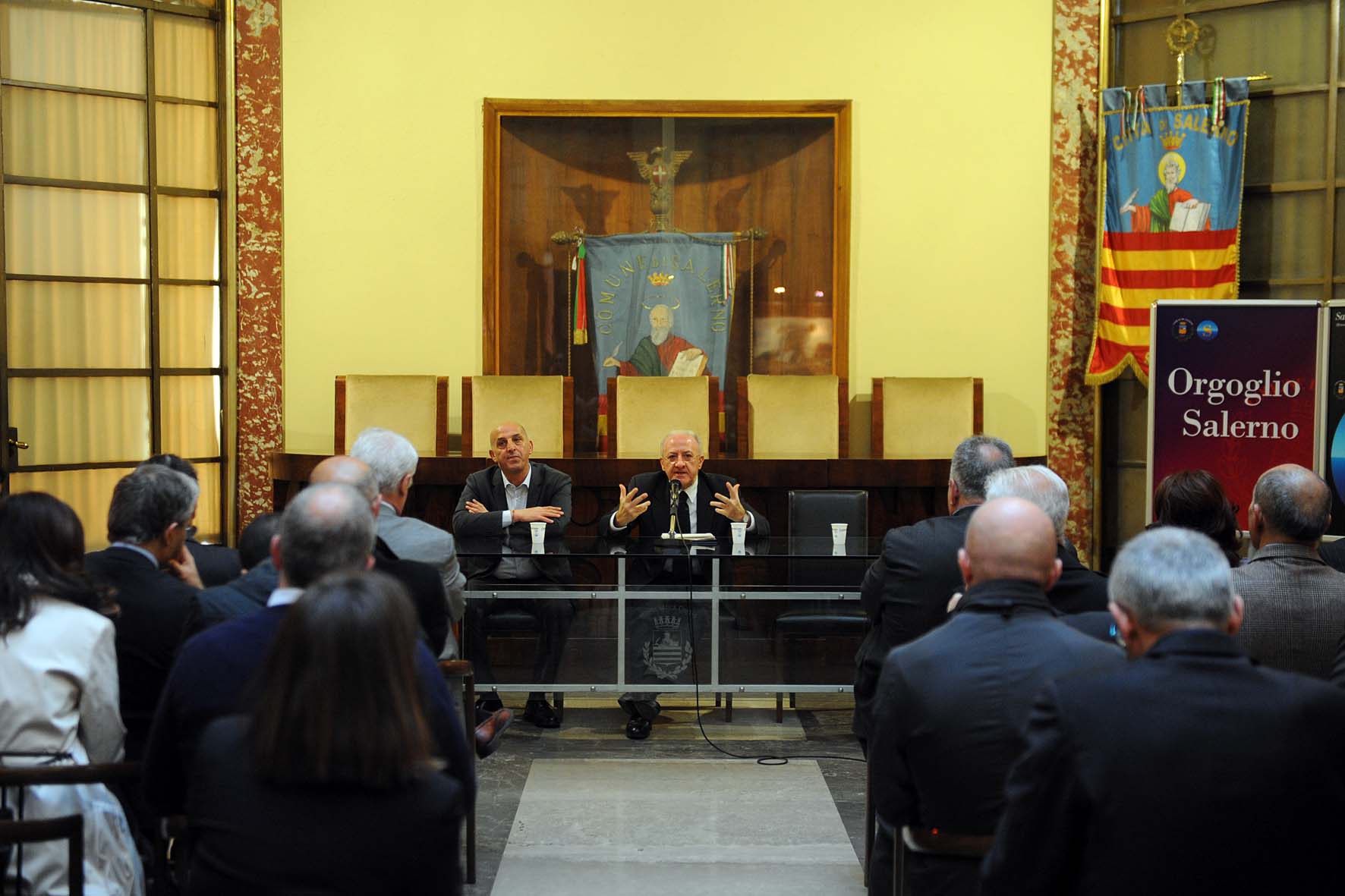   Vincenzo De Luca sulla Sanit? 
