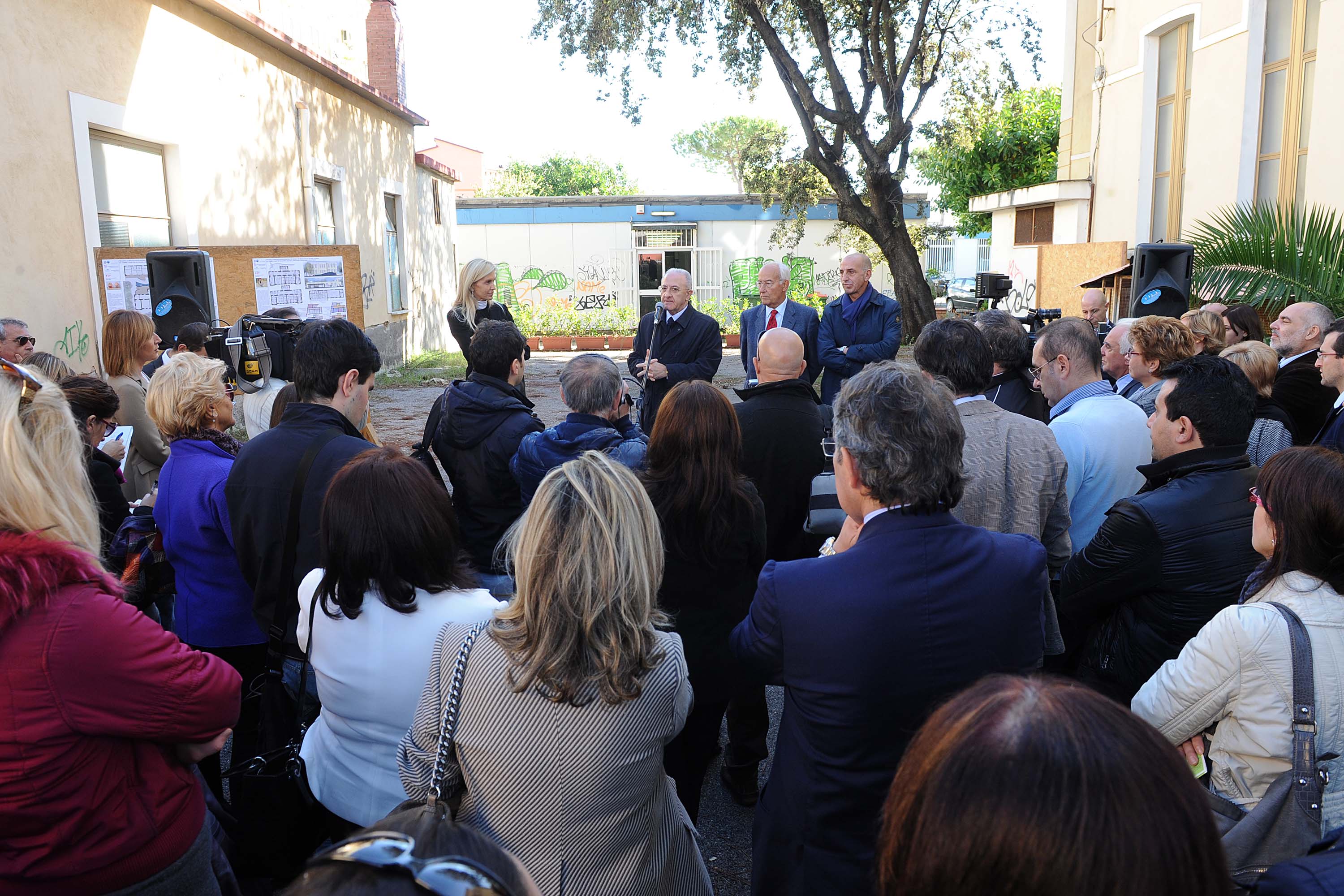   Al via i lavori per la realizzazione del Centro di cura dei bambini autistici. Salerno, 8 novembre 2012
