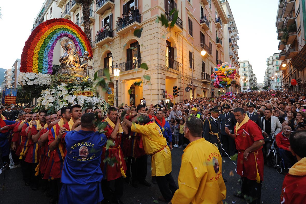   San Matteo 2012, la solenne processione per le strade della citta'. Salerno, 21 settembre 2012.
