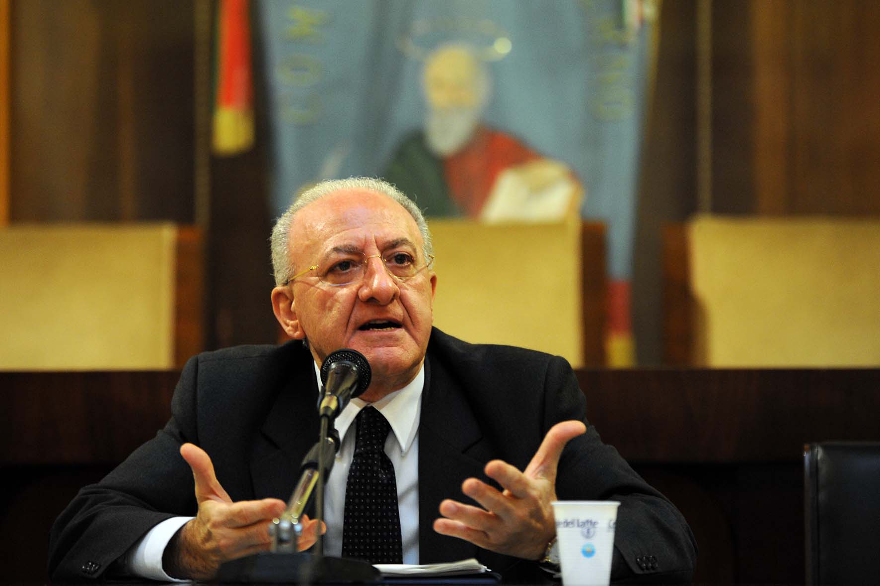   Vincenzo De Luca sulla Sanit? 
