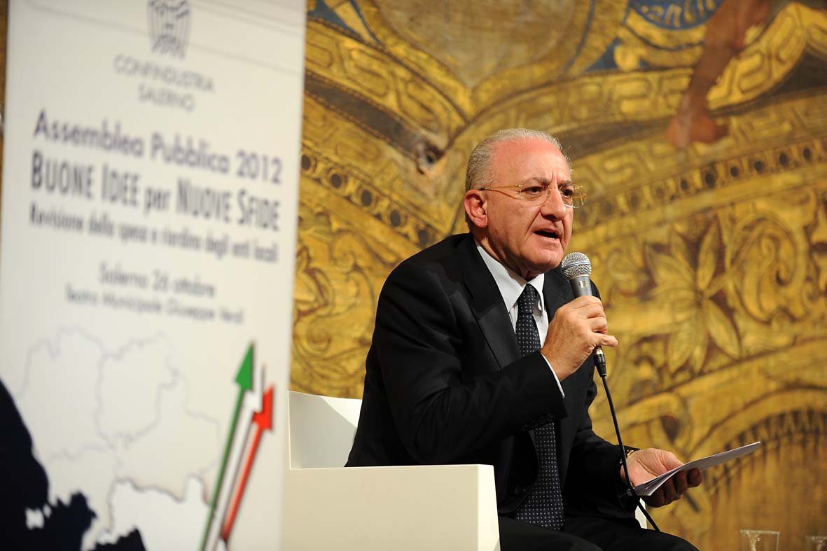   Il Sindaco De Luca all'assemblea pubblica di Confindustria Salerno
