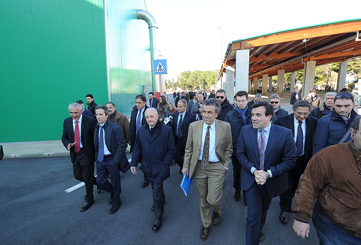   Impianto di compostaggio premiato dall'Unione europea. Visita del Ministro Barca. Salerno, 3 gennaio 2013
