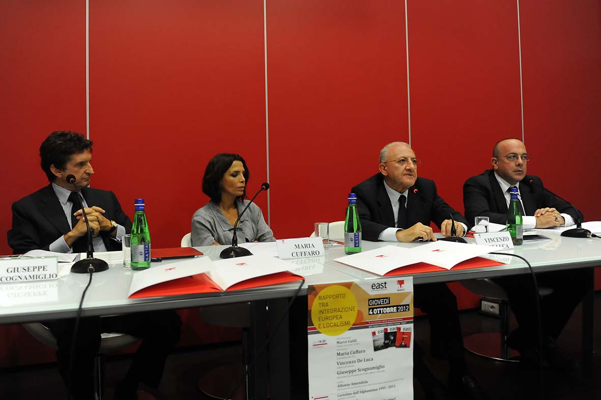   Il Sindaco De Luca alla presentazione della rivista East al MARTE Mediateca 
