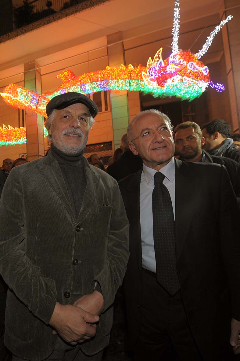   Elfi, draghi, stelle e magia: al via Luci d'Artista 2012-2013
