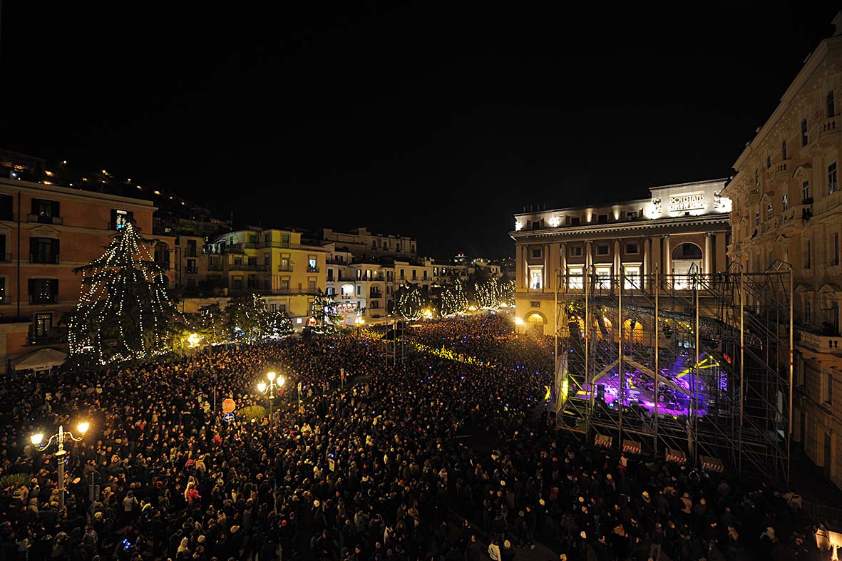   In centomila per il Capodanno in piazza con Grignani e Britti
