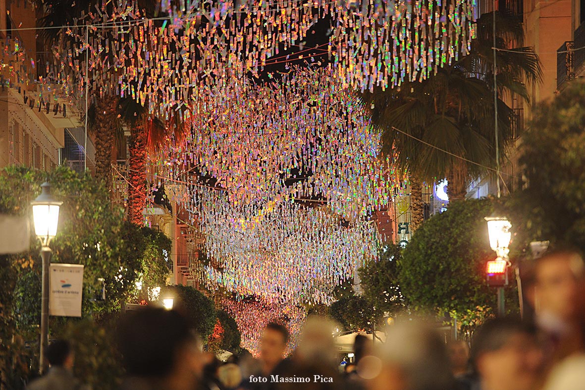   Luci d'Artista 2014 - L'Aurora Boreale. Sole, fiabe, nevi
