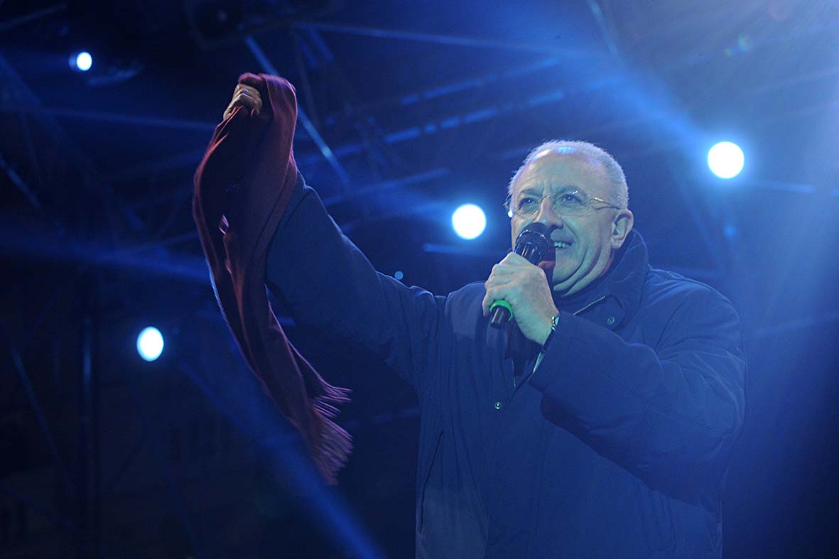   In centomila per il Capodanno in piazza con Grignani e Britti
