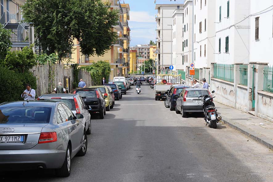   Via O.De Sica: il Sindaco da' il via ai lavori di risistemazione urbanistica. Mercoledi' 24 giugno 2009
