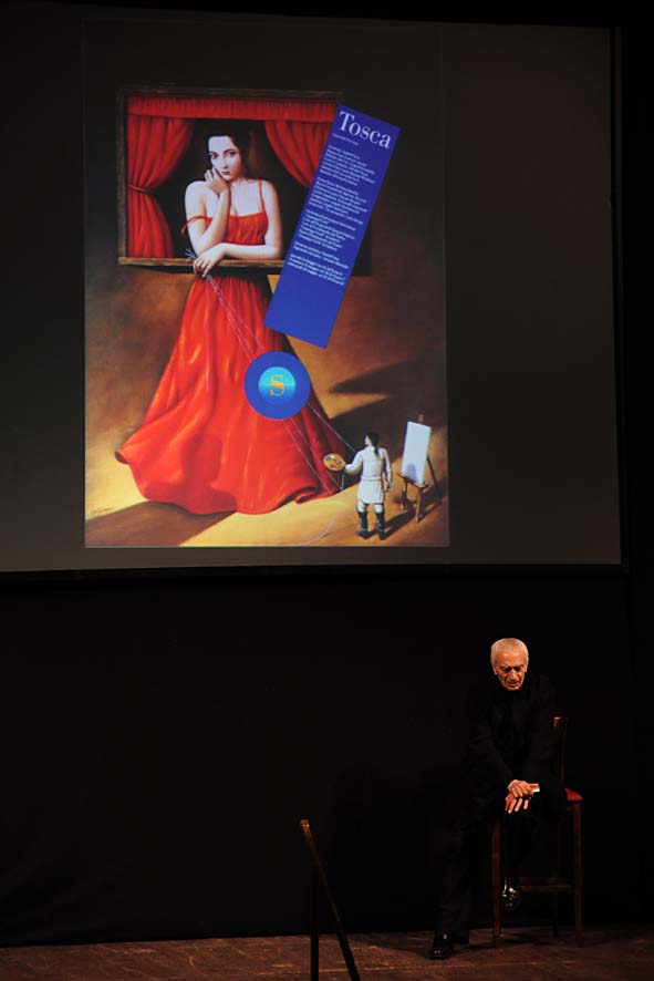   Massimo Vignelli a Salerno. Lectio Magistralis al Teatro Verdi. La presentazione del brand. Salerno, 22 Novembre 2011.

