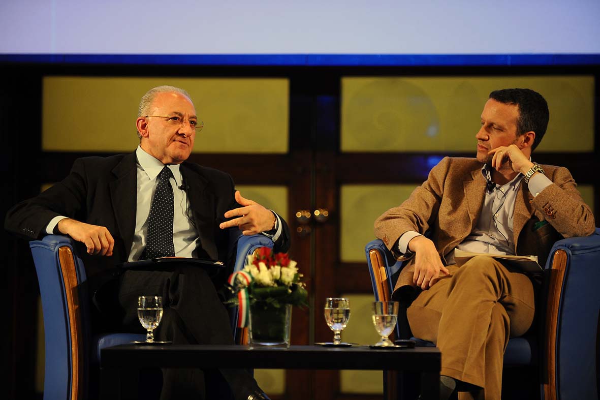   "La Sfida del Federalismo". Incontro dibattito con Flavio Tosi, Sindaco di Verona e Vincenzo De Luca, Sindaco di Salerno. Palazzo di Citta', 11 marzo 2011
