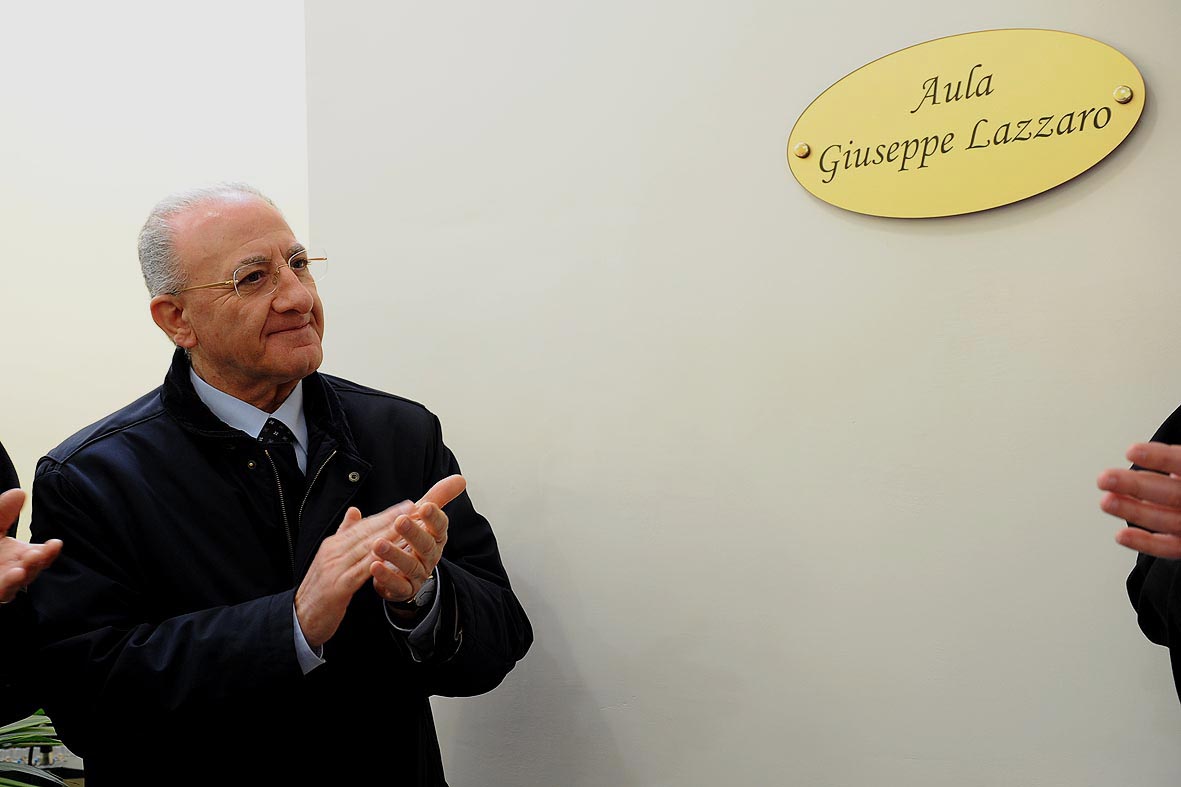   Il Sindaco De Luca inaugura il nuovo Oratorio della Chiesa S. Maria ad Martyres. Domenica 27 febbraio 2011
