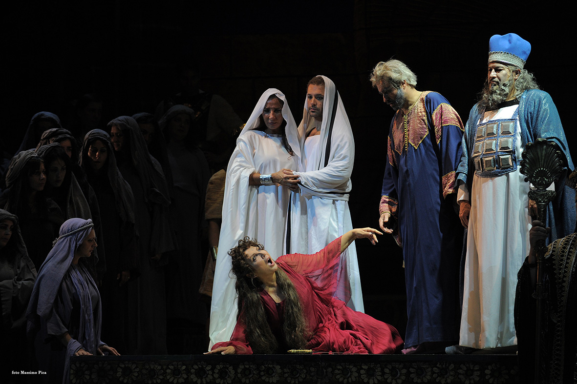   Nabucco al Teatro Municipale Giuseppe Verdi
