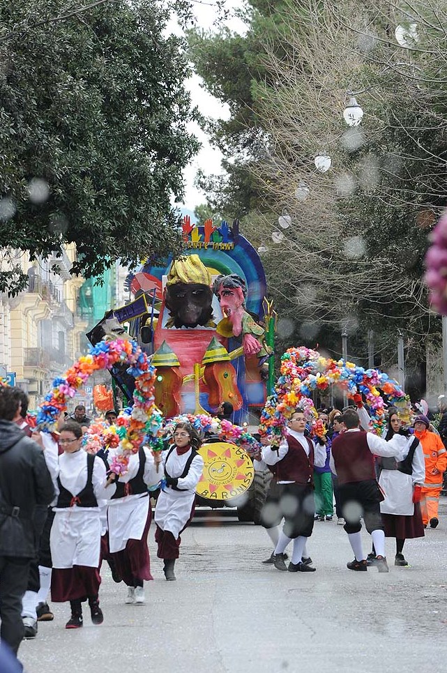  Carnevale a Salerno. Domenica 6 marzo 2011
