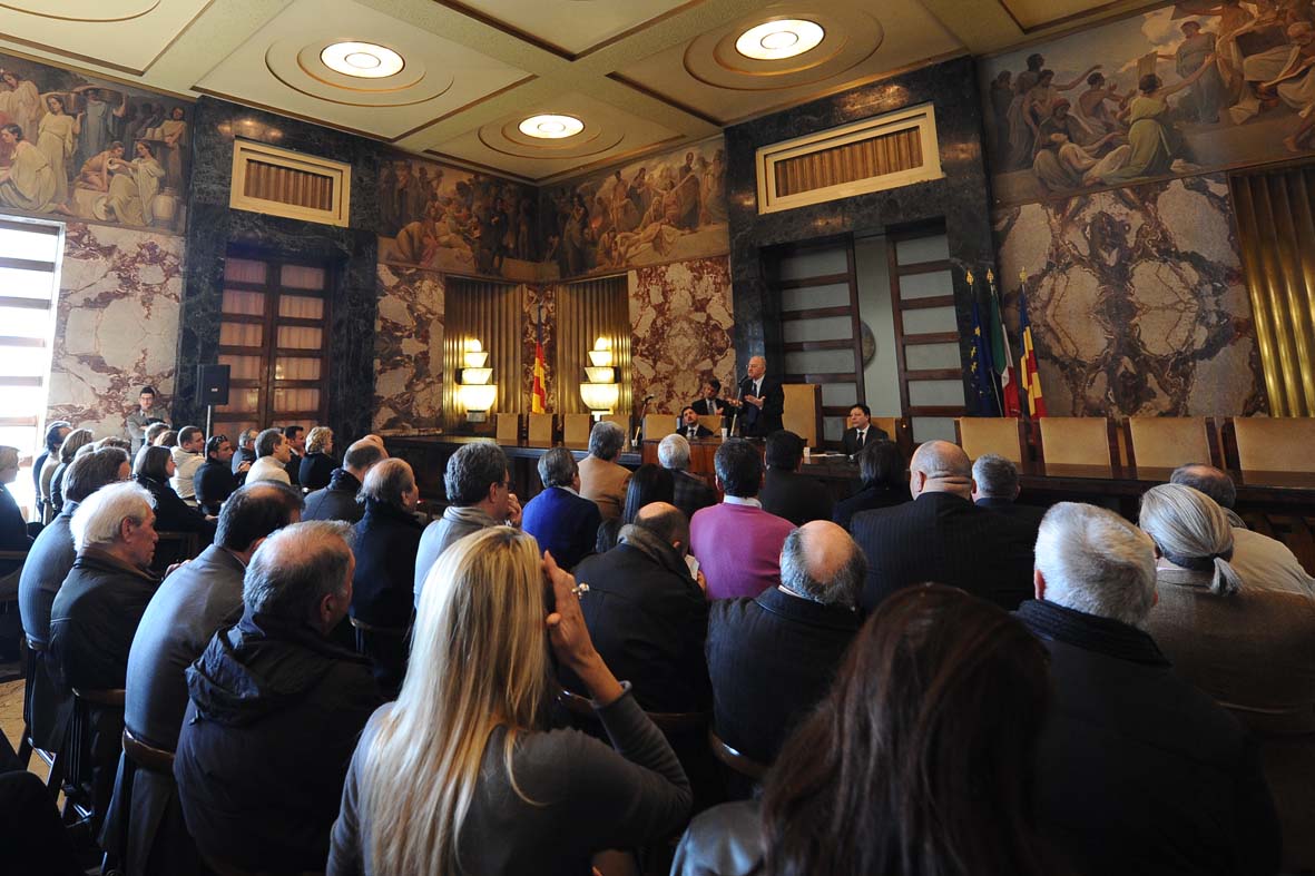   Commercio, Turismo, una grande realta, Palazzo di Citta, domenica 6 febbraio 2011
